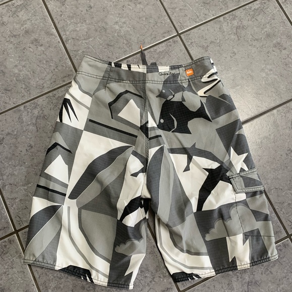 Quiksilver Black and Gray Athletic Shorts - Picture 2 of 4